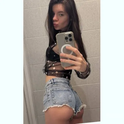 Толькоoo для тебя фото, видео и вирт от юной девушки