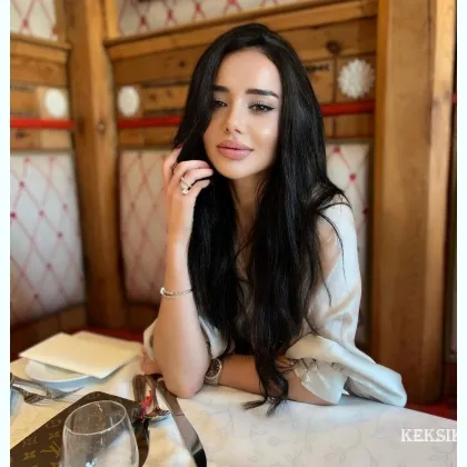 Всегда стаpаюсь так и сяк, чтобы запал твой не иссяк